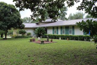 104 Lake Shore Ter, Interlachen, FL 32148-4330