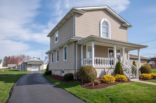 1507 Alveretta Blvd, New Castle, PA 16101-3017