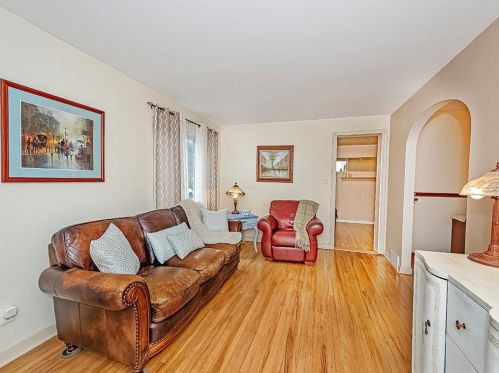 5111 Shirley St, Verona, PA 15147-2411