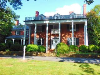 1260 6th St, Hickory NC  28601-2769 exterior