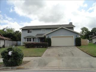 860 Lenmore Ct, Orlando, FL 32812-1977