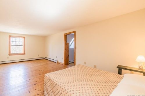 34 Cedar Hill Ln, Colchester CT  06420-4007 exterior