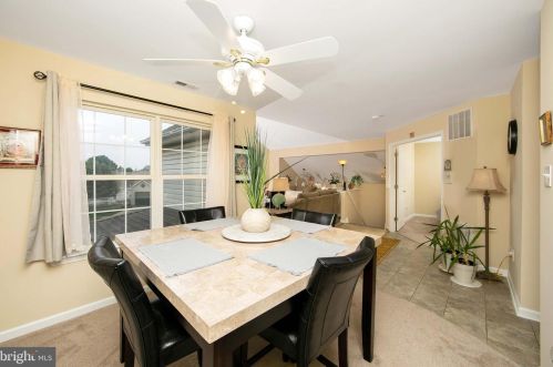 106 Alexander Rd, Beverly NJ  08010-3112 exterior