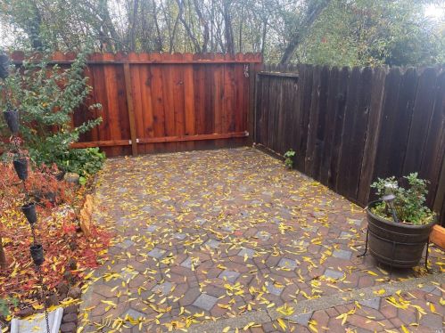 606 Summertree Ln, Santa Rosa CA  95403-1291 exterior