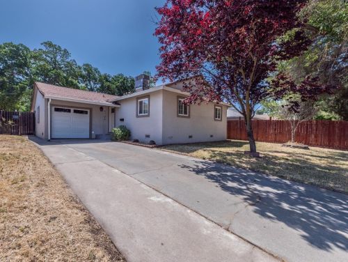 5704 Rio Verde Way, North Highlands, CA 95660-4829