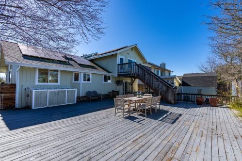 9591 Kristine Way, Windsor CA  95492-8889 exterior