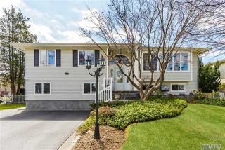 2 Park Pl, Bethpage, NY 11714-1339