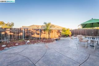 2086 Truman Ln, Oakley, CA 94561-3907