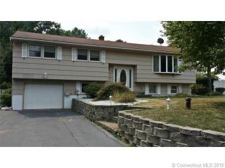 93 Forestview Dr, Waterbury, CT 06716-1824