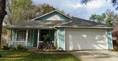 1053 Royal Oaks Dr, Apopka, FL 32703-8262