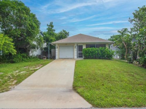 1636 4 Ave, Vero Beach FL 32962-6619 exterior