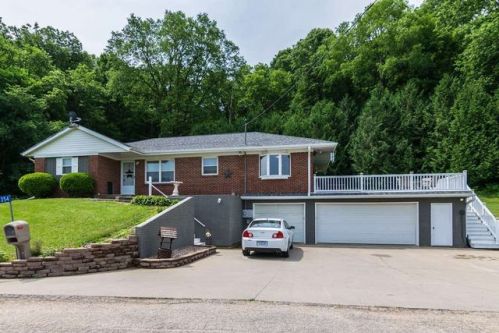 14354 Burtons Furnace Rd, Durango, IA 52039-9648