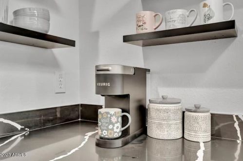 2013 66 St, Scottsdale AZ 85251-6120 exterior