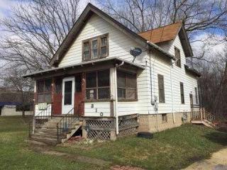 310 Dekora St, Saukville, WI