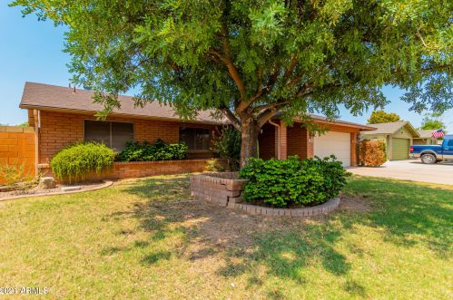 1202 Cheyenne Dr, Chandler, AZ 85224-1812