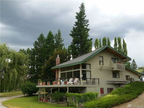 438 Wannacut Lake Rd, Oroville, WA 98844-9787