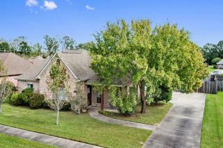 6692 Windwood Dr, Zachary, LA 70791-2665