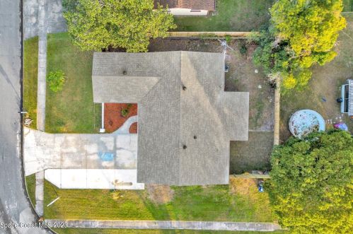 2975 Beale St, Titusville, FL 32796-1940