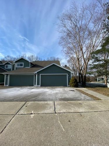 108 Spyglass Cir, Groton CT  06340-6212 exterior