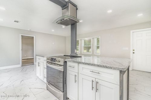 2599 Jupiter Blvd, Melbourne, FL 32908-3506