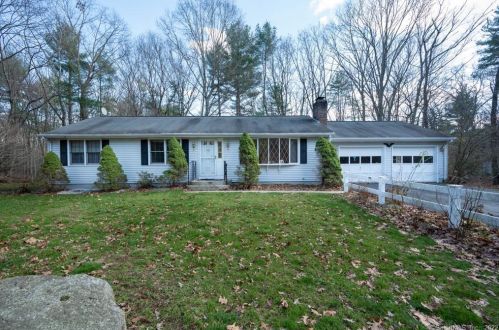96 Elvira Hts, Putnam, CT 06260-2500