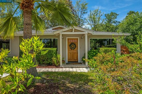 2913 Dorothy Dr, Concord, CA 94523-4613