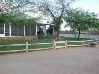 7629 Sandario Rd, Tucson, AZ 85743-8725
