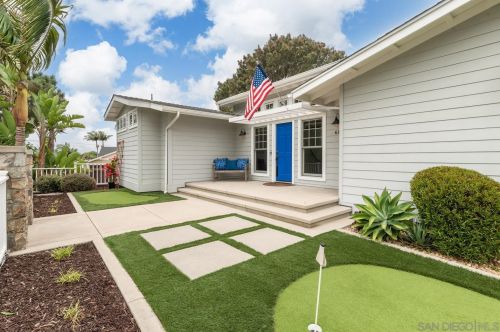 683 Glenmont Dr, Solana Beach CA  92075-1313 exterior