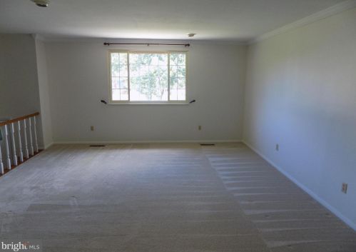 5070 Macnamara Dr, Fredericksburg, VA 22407-6548