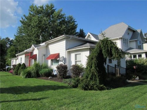 801 High St, Hicksville, OH 43526-9360