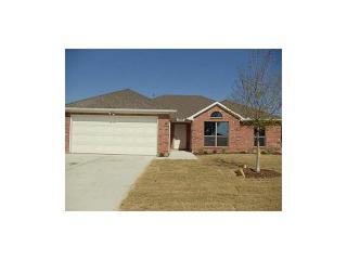 341 Ferndale Pl, Oak Point, TX 75068-5122