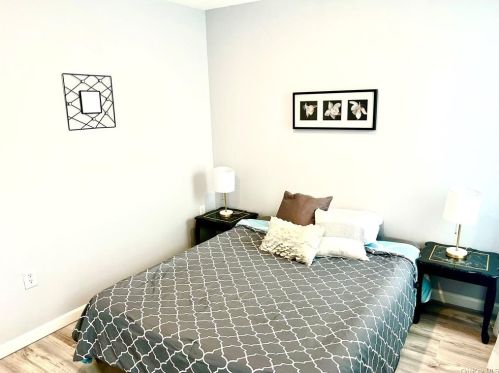 22 Prince St, Middletown NY  10940-3948 exterior