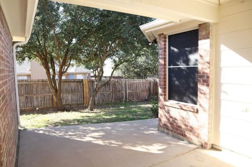 1703 Treasure Cay Dr, Midlothian TX  76063-8537 exterior