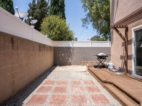 2409 Carson St, Torrance CA  90501-3120 exterior