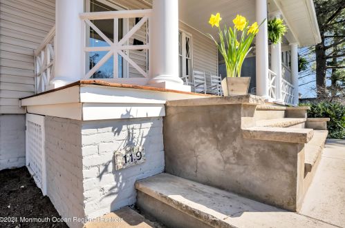 119 Pearl St, Tinton Falls NJ  07701-1522 exterior