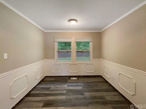 21 Morningside Dr, Old Bridge NJ  08857-2713 exterior