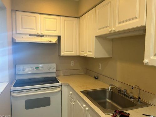 4710 6th Ave, Cape Coral, FL 33904-5553