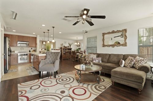 18206 Garmetta Way, Lathrop CA  95330-8530 exterior