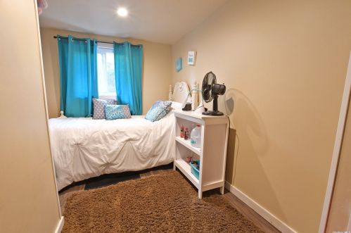 43 Madeline Rd, Panamoka NY  11961-2943 exterior