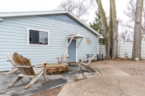 1907 Charles St, La Crosse WI  54603-2133 exterior