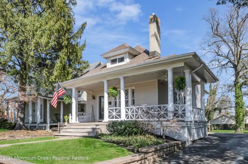 119 Pearl St, Tinton Falls NJ  07701-1522 exterior