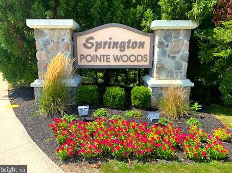 300 Arthur Ct, Newtown Square, PA 19073-4426
