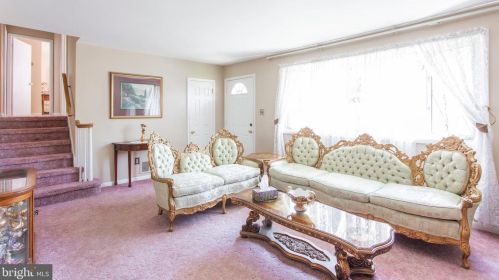 913 Catherine Ave, Woodlyn PA  19094-1002 exterior