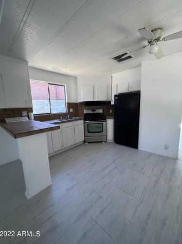 507 Jackson Ave, Buckeye, AZ 85326-2818
