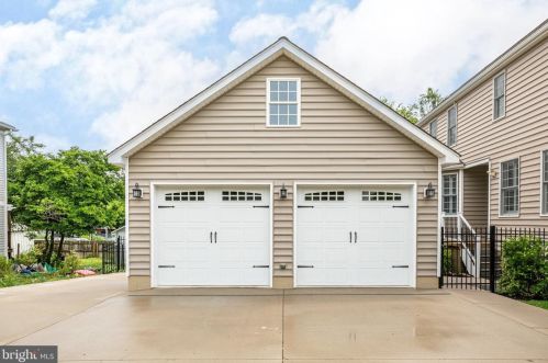 527 Willis St, Fredericksburg VA  22401-5650 exterior