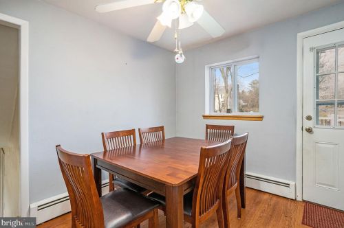 405 Knight Rd, Prospectville PA  19002-4252 exterior