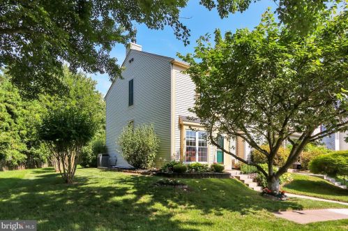 3098 Mcgrane Ct, Herndon, VA 20171-3725