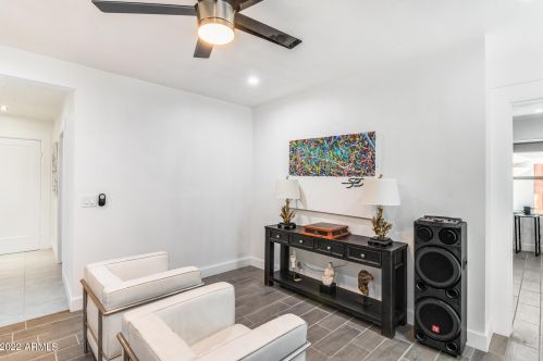 1801 Campbell Ave, Phoenix AZ  85015-3824 exterior
