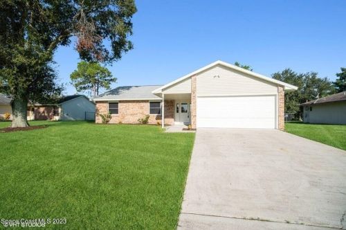 708 Jupiter Blvd, Melbourne, FL 32907-8268
