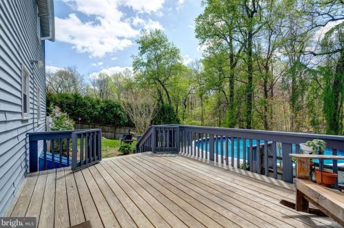 1942 Bergdoll Ave, Boothwyn PA 19061-2618 exterior